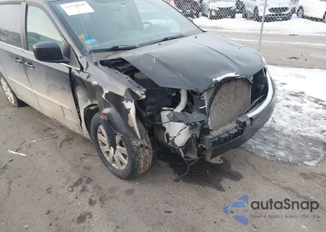 2013 Chrysler Town & Country Touring z USA, uszkodzony, nr VIN 2C4RC1BG7DR720275